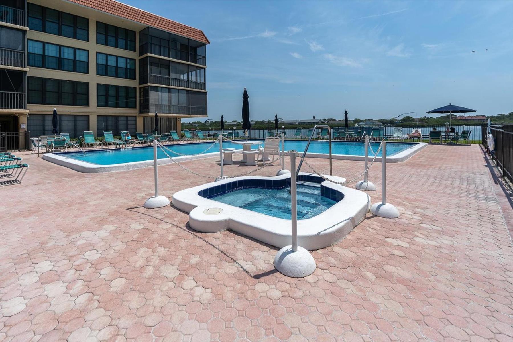 Indian Shores Waterway View, Walk To Beach, Pool Hot Tub, Dock Clearwater Beach Exteriér fotografie