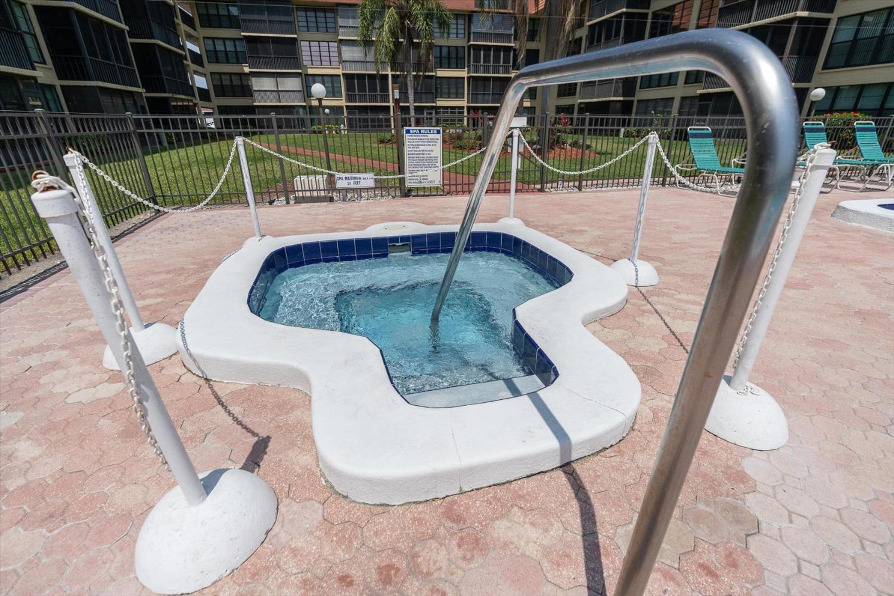 Indian Shores Waterway View, Walk To Beach, Pool Hot Tub, Dock Clearwater Beach Exteriér fotografie